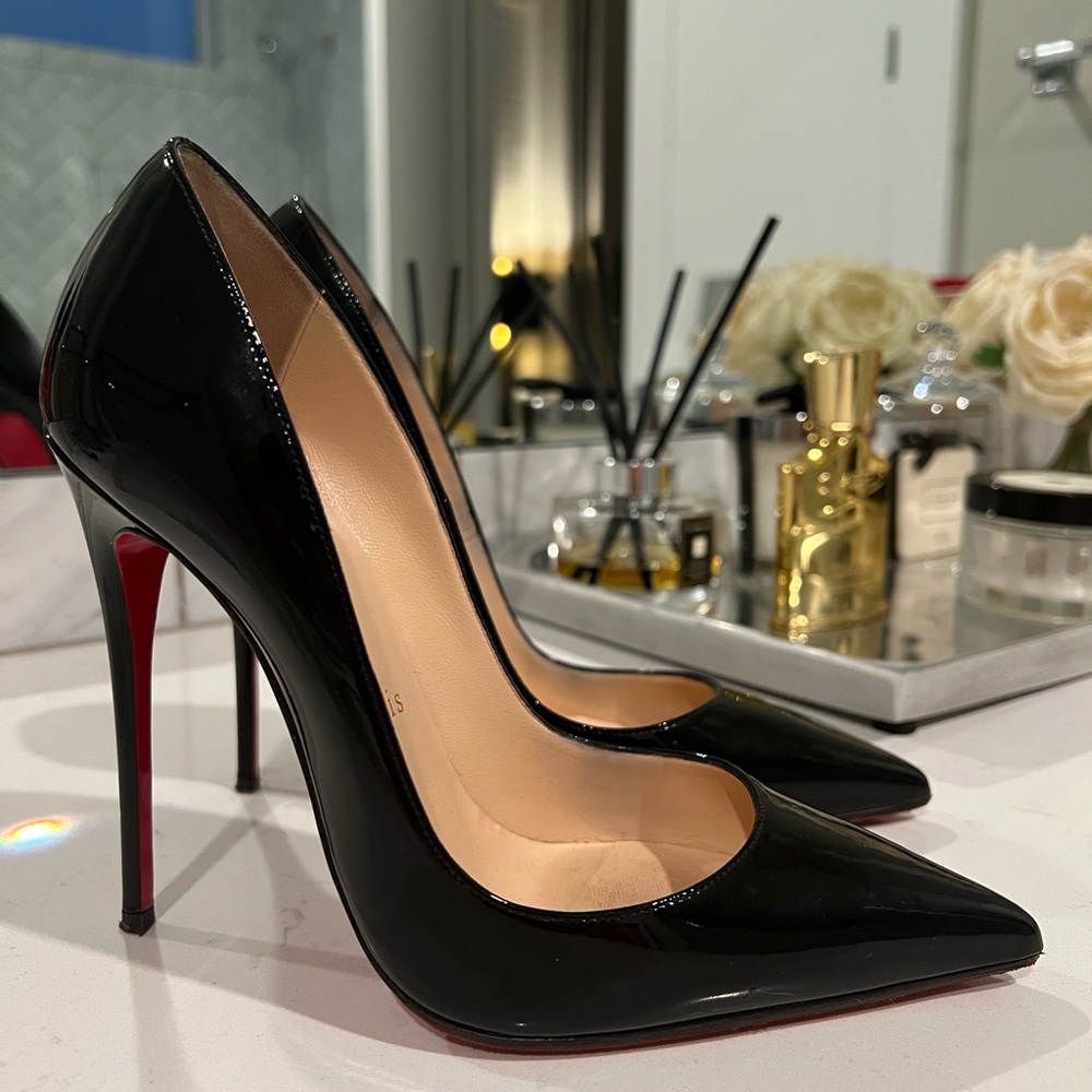 Christian Louboutin so kate 120mm. size 37